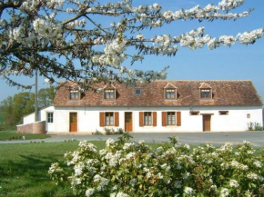 Gîte spacieux et paisible près du Mans avec grand terrain, 15 couchages, ping-pong et WIFI - FR-1-410-178